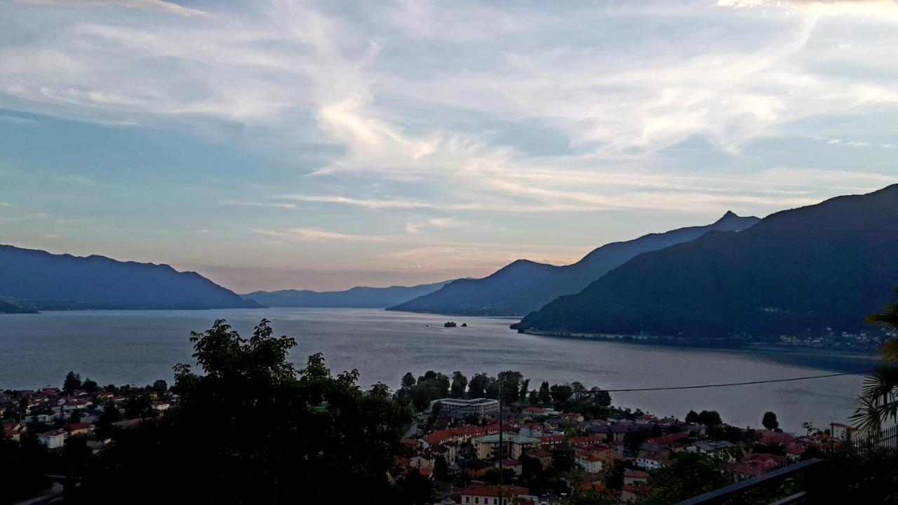 Sole & Lago-Lake Maccagno Exterior photo