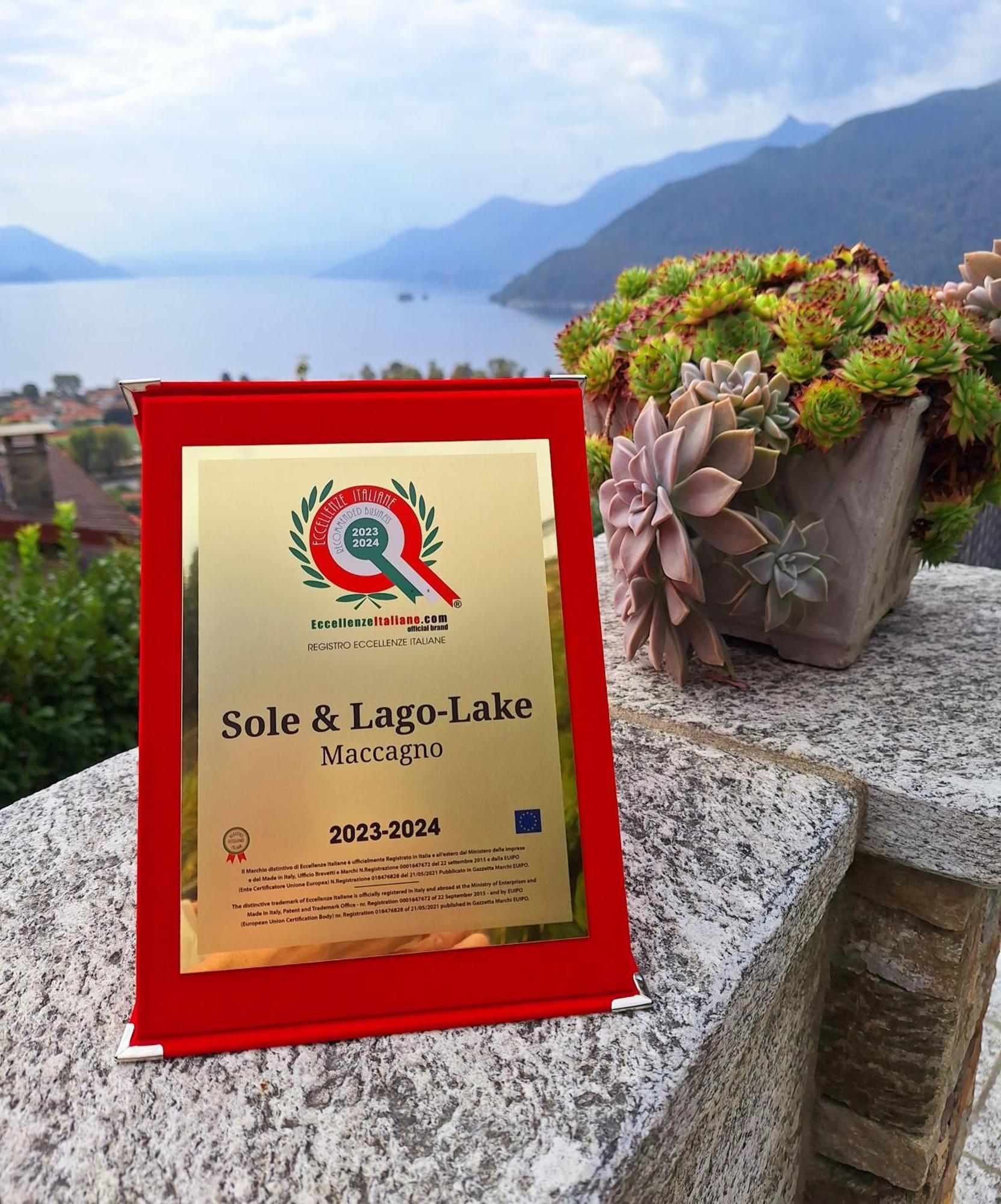 Sole & Lago-Lake Maccagno Exterior photo