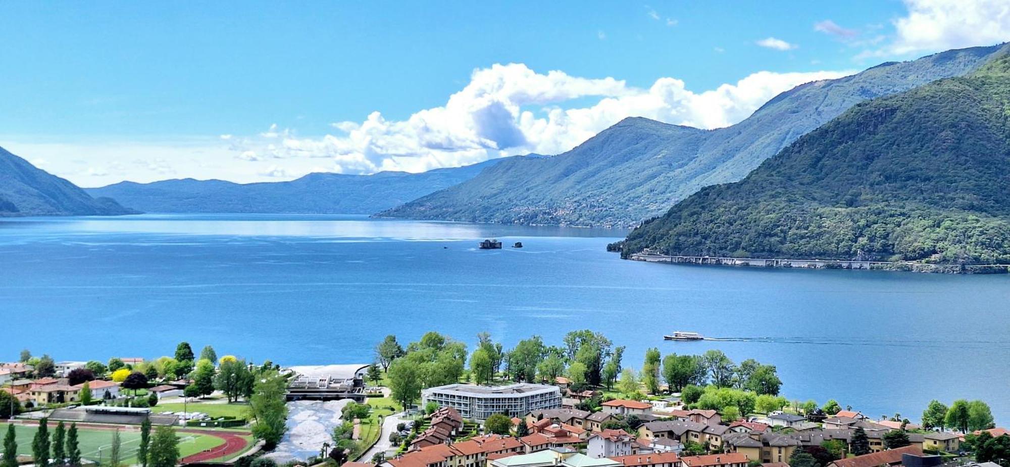 Sole & Lago-Lake Maccagno Exterior photo